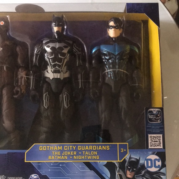 New DC Comics BATMAN 4, 12in Action Figures Boxed Set Nightwing The Joker Talon - Picture 2 of 7